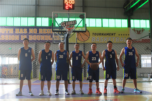 籃球傳真情，友誼在心間