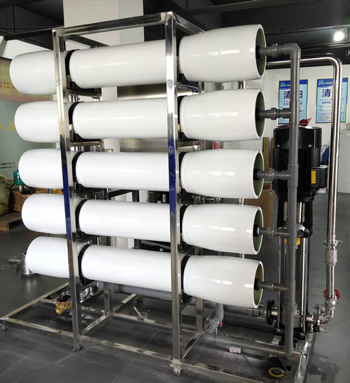 純水設(shè)備，超純水設(shè)備，軟化水設(shè)備，反滲透純水設(shè)備，污水處理設(shè)備，生活污水處理設(shè)備，工業(yè)污水處理設(shè)備，廢水處理設(shè)備，地埋式污水處理設(shè)備，水處理設(shè)備廠家，純水處理設(shè)備價(jià)格，湖南污水處理設(shè)備廠家